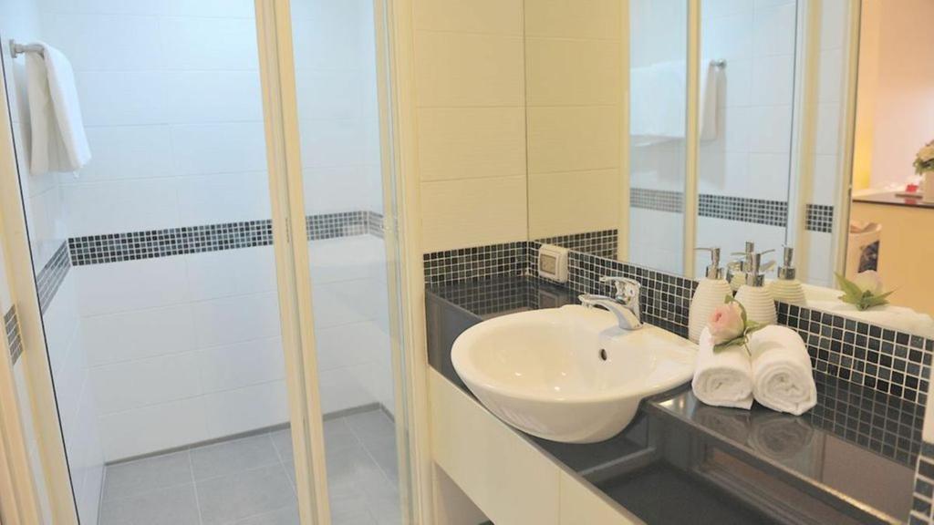Duplex 21 Apartment Bangkok Dış mekan fotoğraf